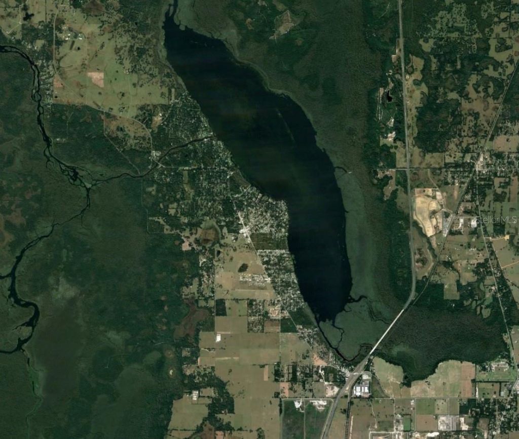 2396 N C 470, Lake Panasoffkee, FL 33538 Photo