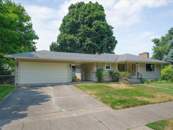 5823 N Post St, Spokane, WA 99205