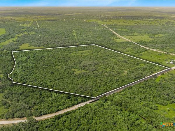 000 McGuill Rd., Goliad, TX 77963