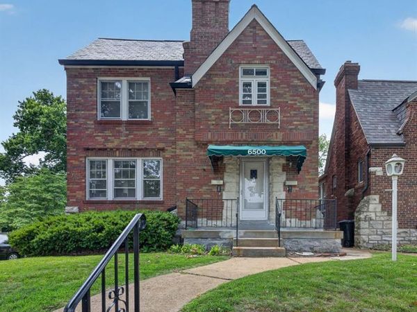 6500 Devonshire Avenue, St Louis, MO 63109