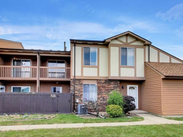 5B Fernwood Drive , Unit 5B, Bolingbrook, IL 60440