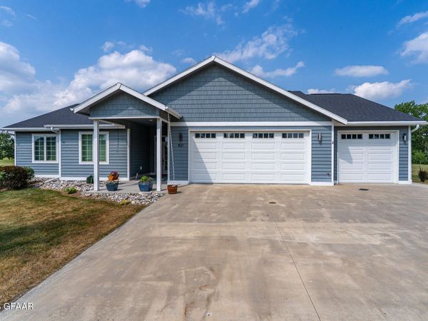 821 EICKHOF Boulevard , Crookston, MN 56716