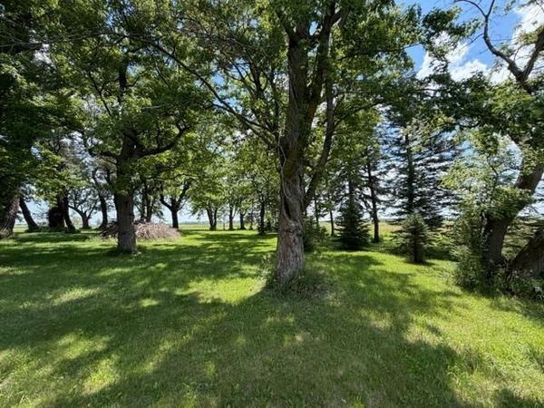 24907 County Road 6 , Westbrook, MN 56183