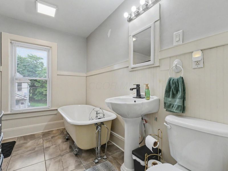 137 Carhart Street , Marion, OH 43302 Photo 13