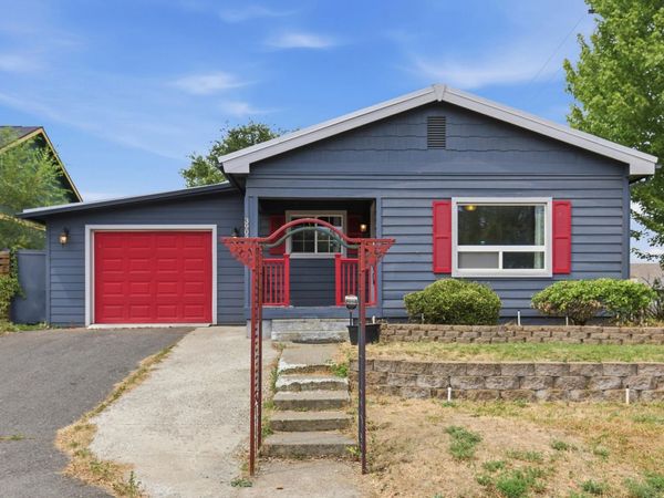 3903 N Helena St, Spokane, WA 99207