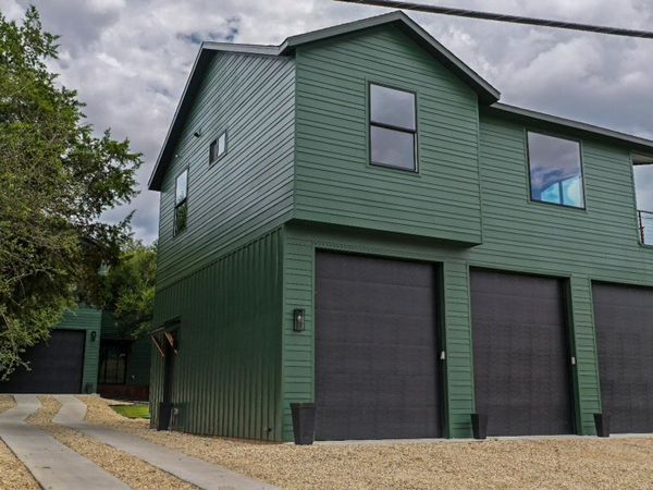 1301 Minnie DR, Austin, TX 78732