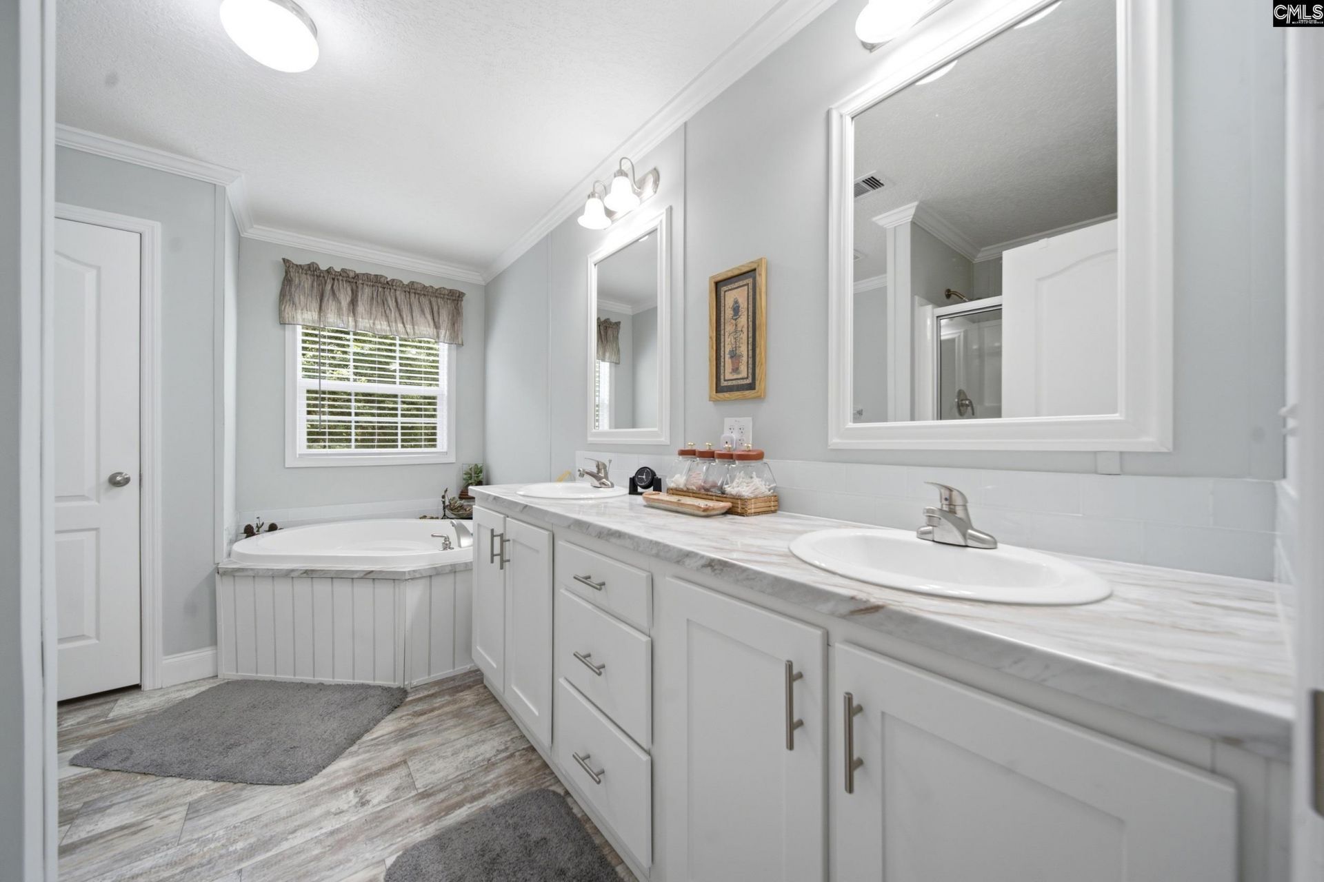 318 Catherine Drive Photo 16