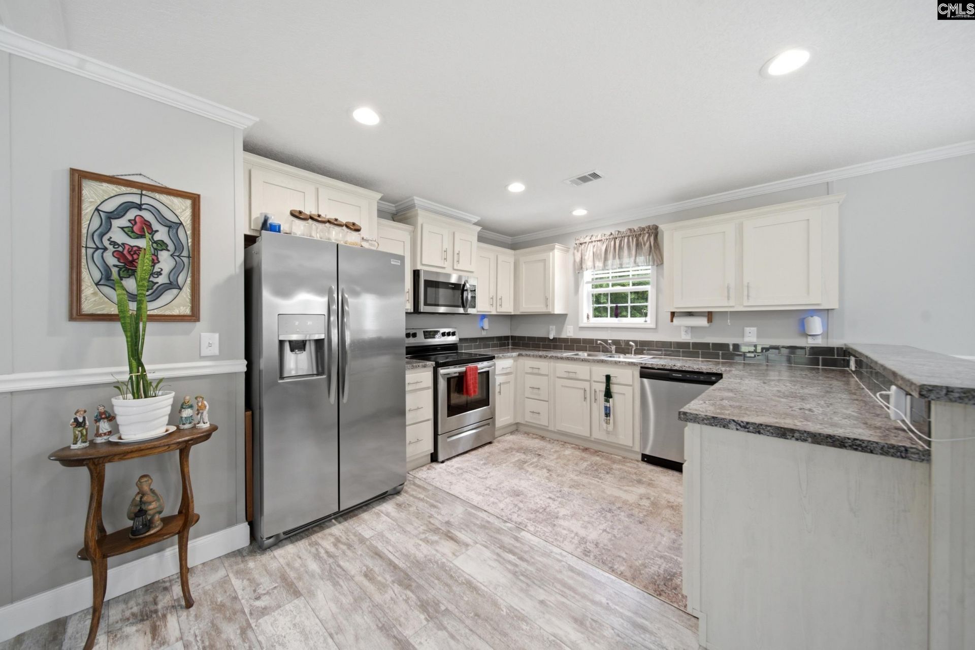 318 Catherine Drive Photo 7