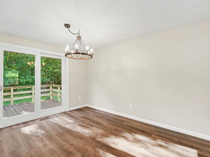 5732 E Tall Oaks Drive, Miami Twp, OH 45150 Photo 4