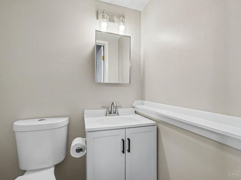 5732 E Tall Oaks Drive, Miami Twp, OH 45150 Photo 8