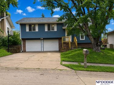 13010 Edna Street, Omaha, NE 68138