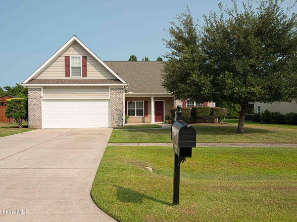 208 Emerald Ridge Road, Jacksonville, NC 28546