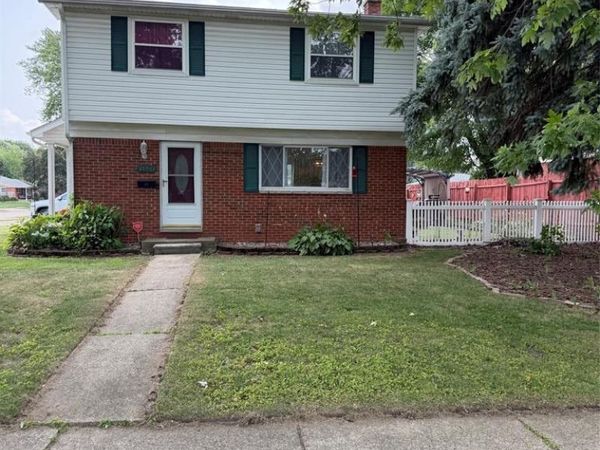 21701 Wick Road, Taylor, MI 48180