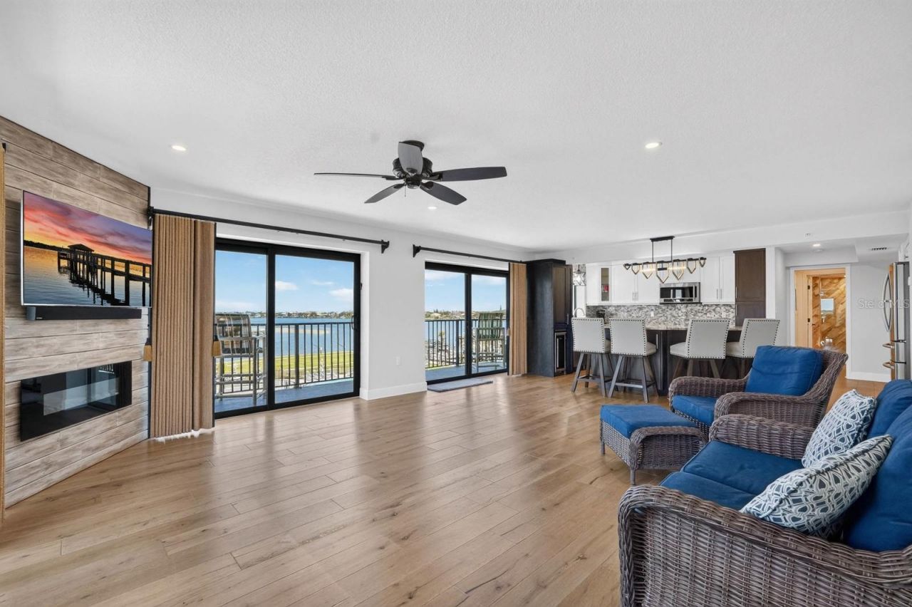 503 N Causeway, Unit 2020, New Smyrna Beach, FL 32169 Photo