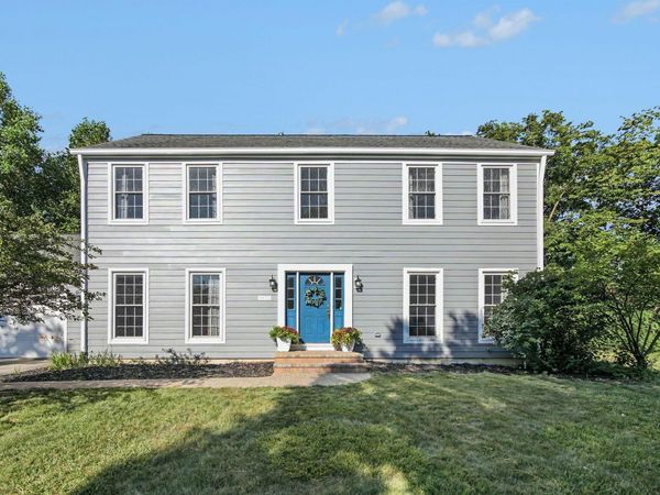 3572 Whispering Oaks Drive, Ann Arbor, MI 48108