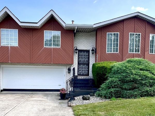 3992 Willowood Court , Crown Point, IN 46307