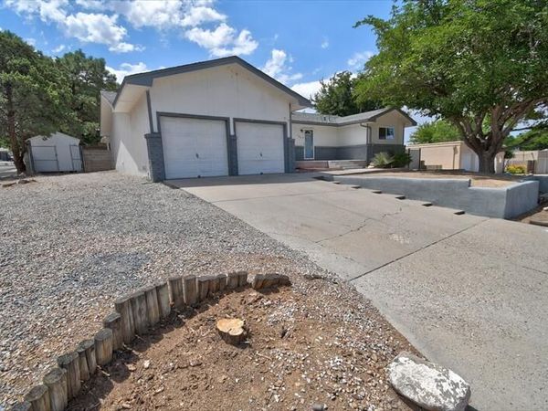 12452 Towner Avenue NE, Albuquerque, NM 87112