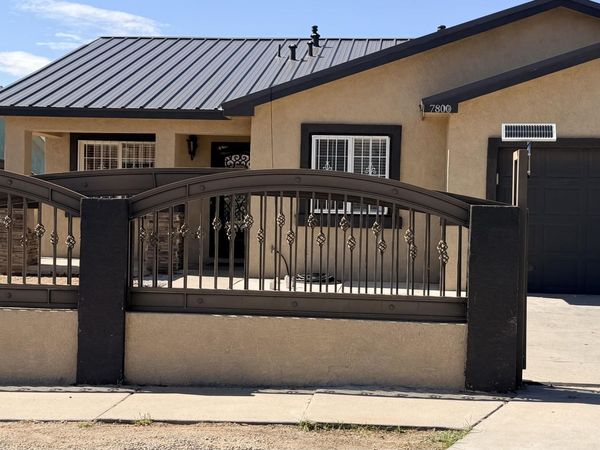 7800 Autumn Canyon Road SW, Albuquerque, NM 87121