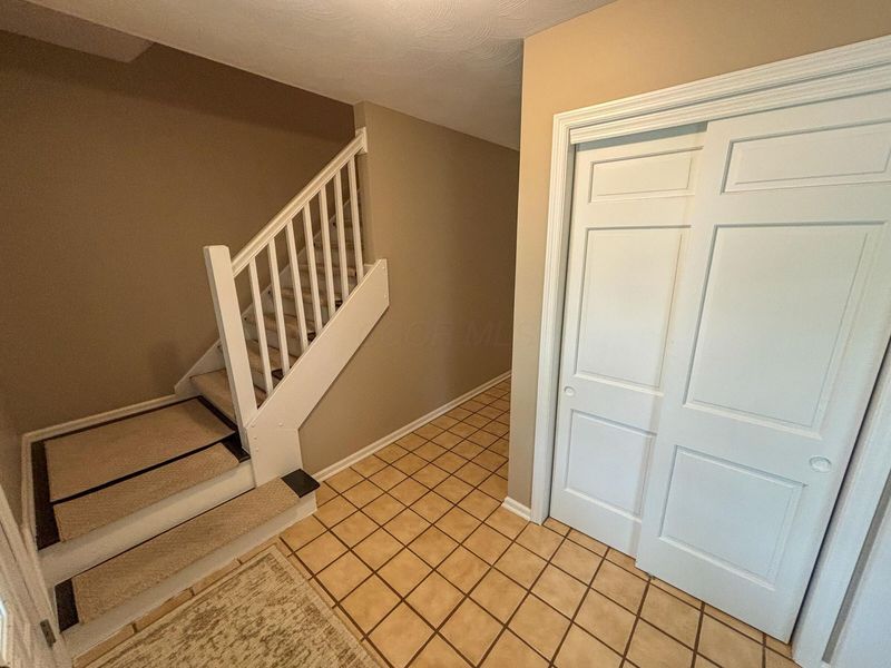621 Valley Wood Court , Westerville, OH 43081 Photo 6