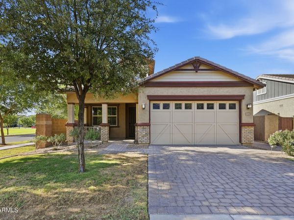 3020 E PINTO Drive, Gilbert, AZ 85296
