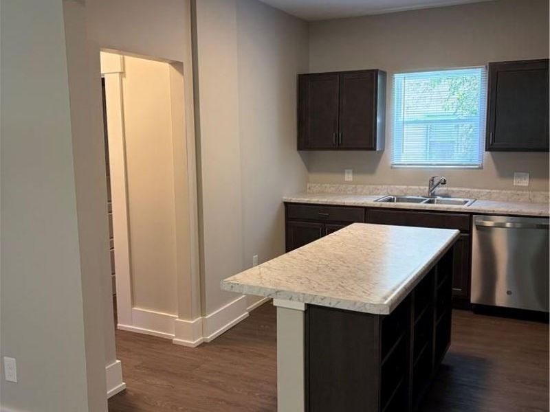 1042 W 2nd Street, Dayton, OH 45402 Photo 9