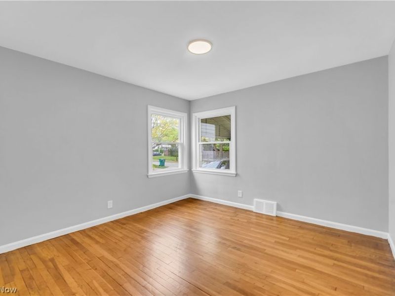 5688 E 141st Street, Maple Heights, OH 44137 Photo 13