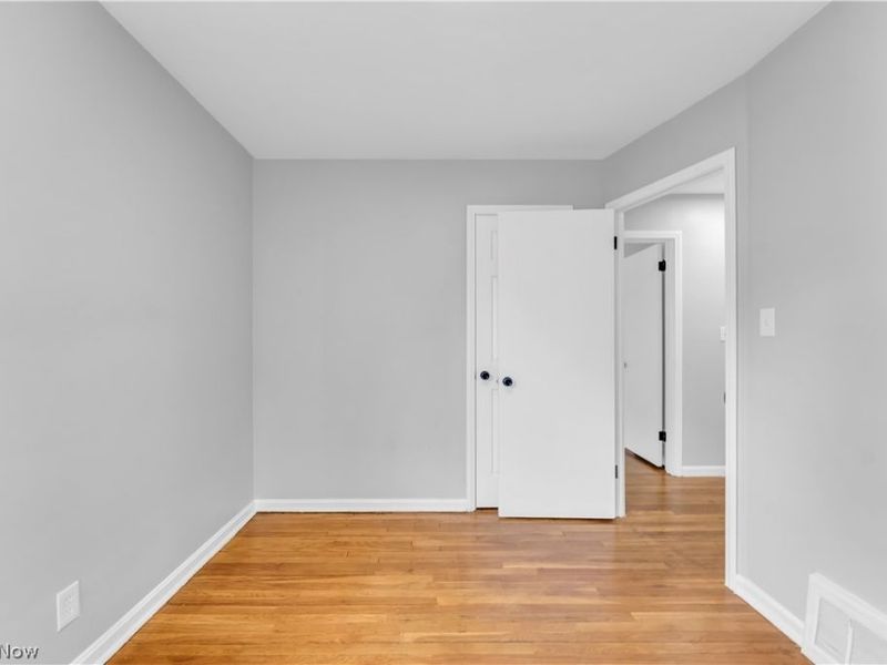5688 E 141st Street, Maple Heights, OH 44137 Photo 15