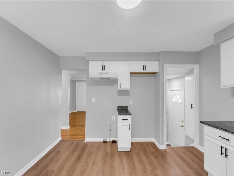 5688 E 141st Street, Maple Heights, OH 44137 Photo 9