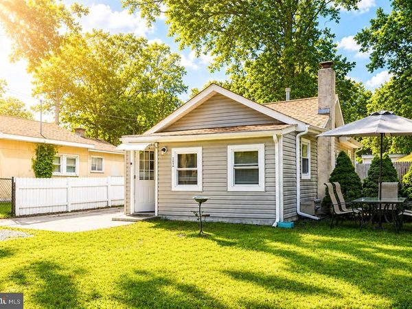122 GARDEN AVENUE, BROWNS MILLS, NJ 08015