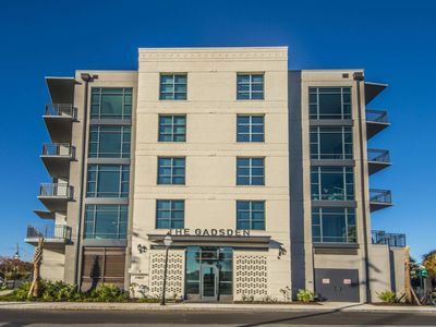 5 Gadsdenboro Street, Unit Apt 312, Charleston, SC 29401