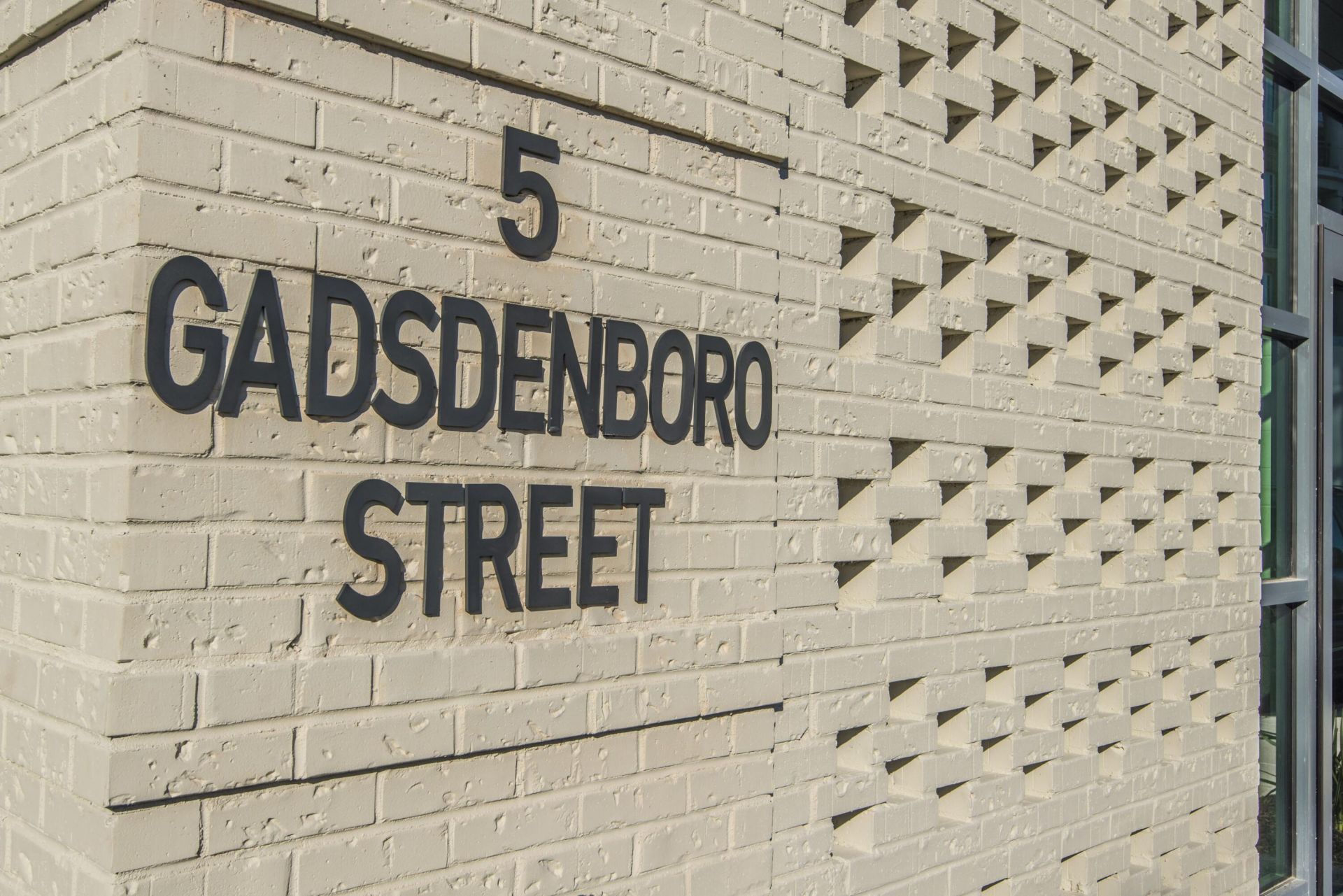 5 Gadsdenboro Street Photo 31