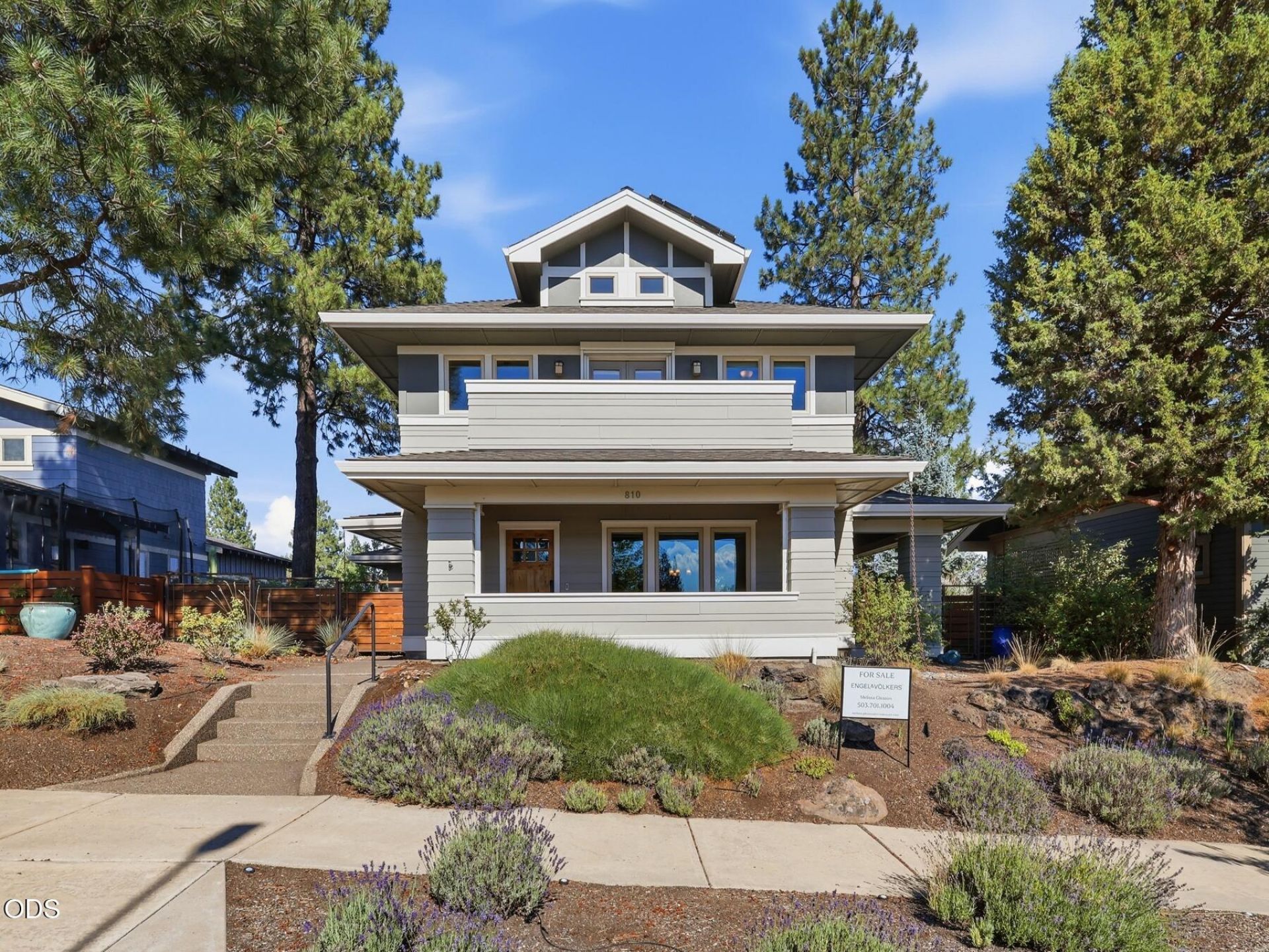 810 NW John Fremont Street, Bend, OR 97703 Main Photo