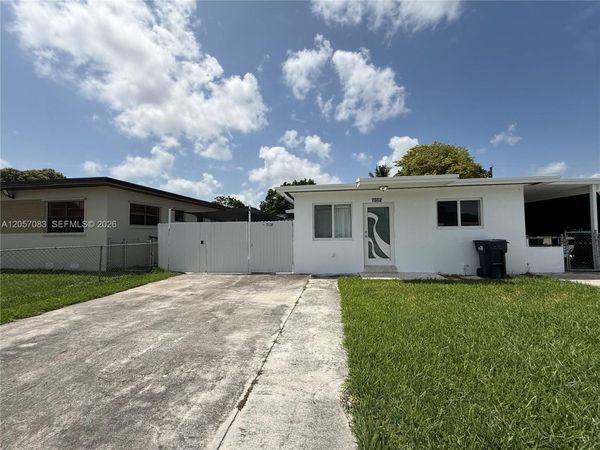 7550 NW 2nd Ter , Unit 7750, Miami, FL 33126