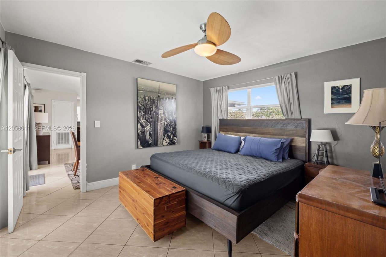 3230 SW 23rd St, Fort Lauderdale, FL 33312 Photo
