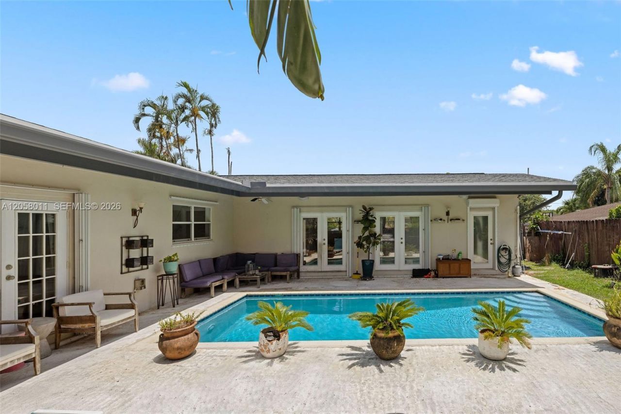 3230 SW 23rd St, Fort Lauderdale, FL 33312 Photo