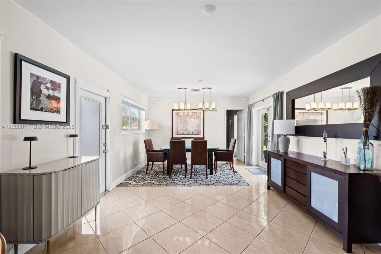 3230 SW 23rd St, Fort Lauderdale, FL 33312 Photo