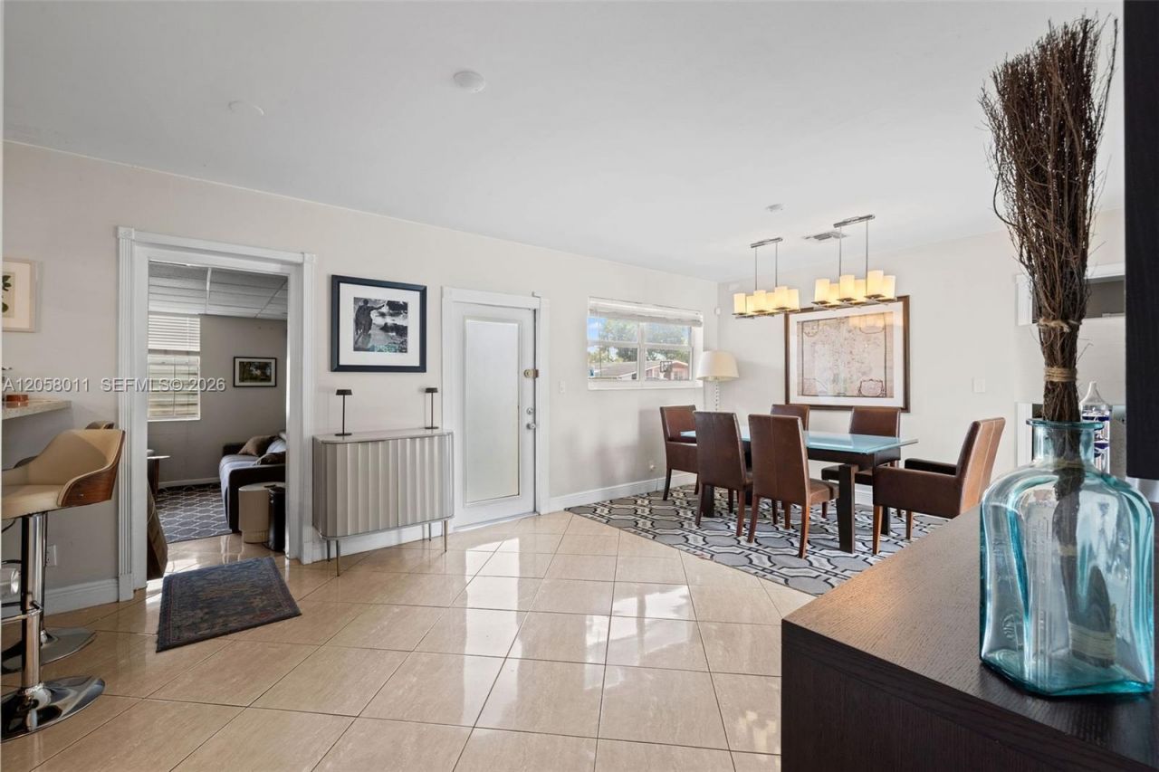 3230 SW 23rd St, Fort Lauderdale, FL 33312 Photo