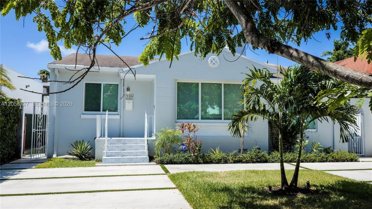 1950 SW 13th St , Miami, FL 33145 Photo