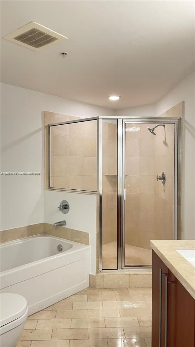 1111 SW 1st Ave, Unit 1720-N, Miami, FL 33130 Photo