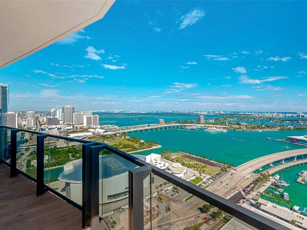 398 NE 5th St , Unit 3711, Miami, FL 33132