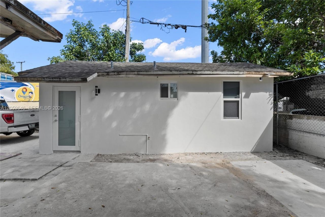 129 SW 9th Ave , Unit 3, Miami, FL 33130 Photo