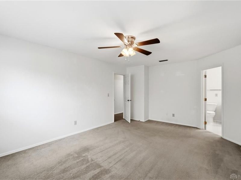 8953 Emeraldgate Drive, Huber Heights, OH 45424 Photo 20