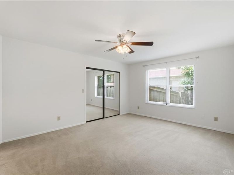 8953 Emeraldgate Drive, Huber Heights, OH 45424 Photo 21