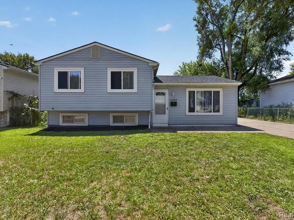15924 Orchard Street , Romulus, MI 48174