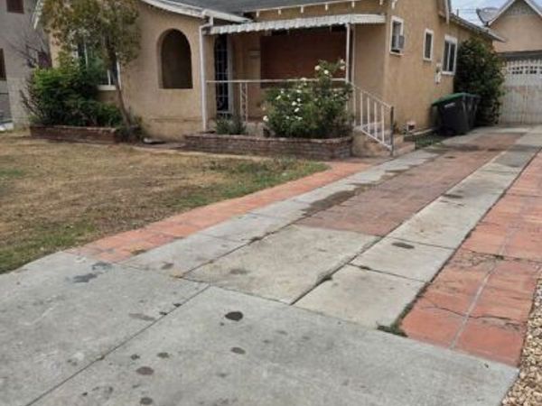 855 Palm Drive, Colton, CA 92324