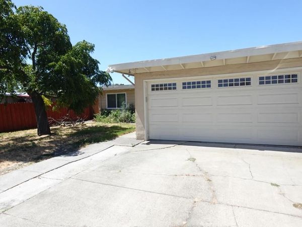 28351 Rochelle Avenue, Hayward, CA 94544