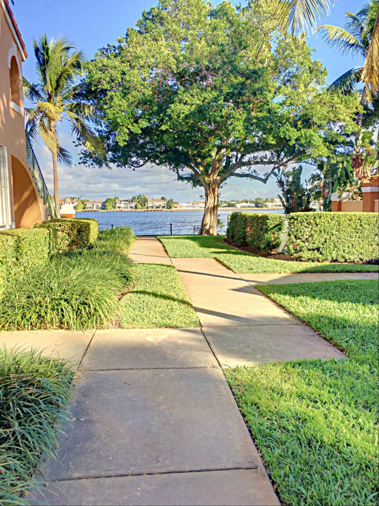 160 Yacht Club Way, Unit 210, Hypoluxo, FL 33462 Photo