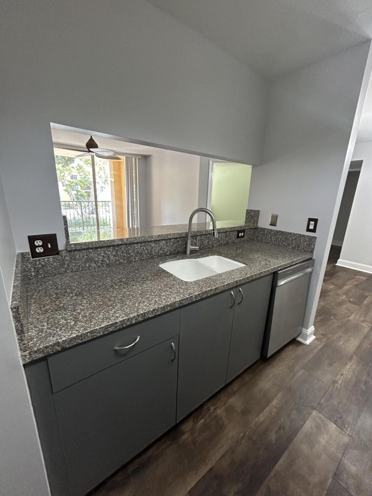 160 Yacht Club Way, Unit 210, Hypoluxo, FL 33462 Photo