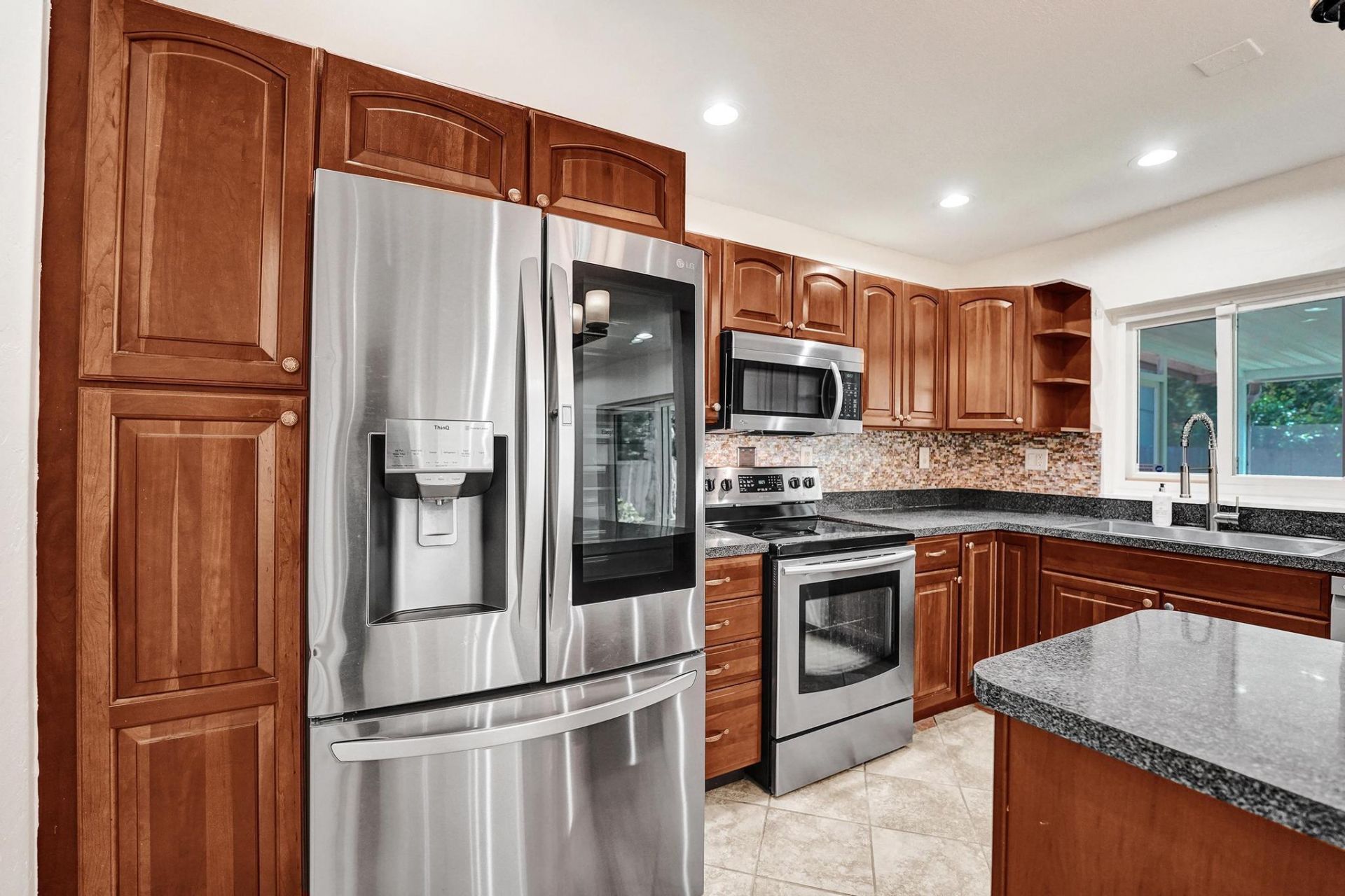 300 SW 19th Avenue, Fort Lauderdale, FL 33312 Photo