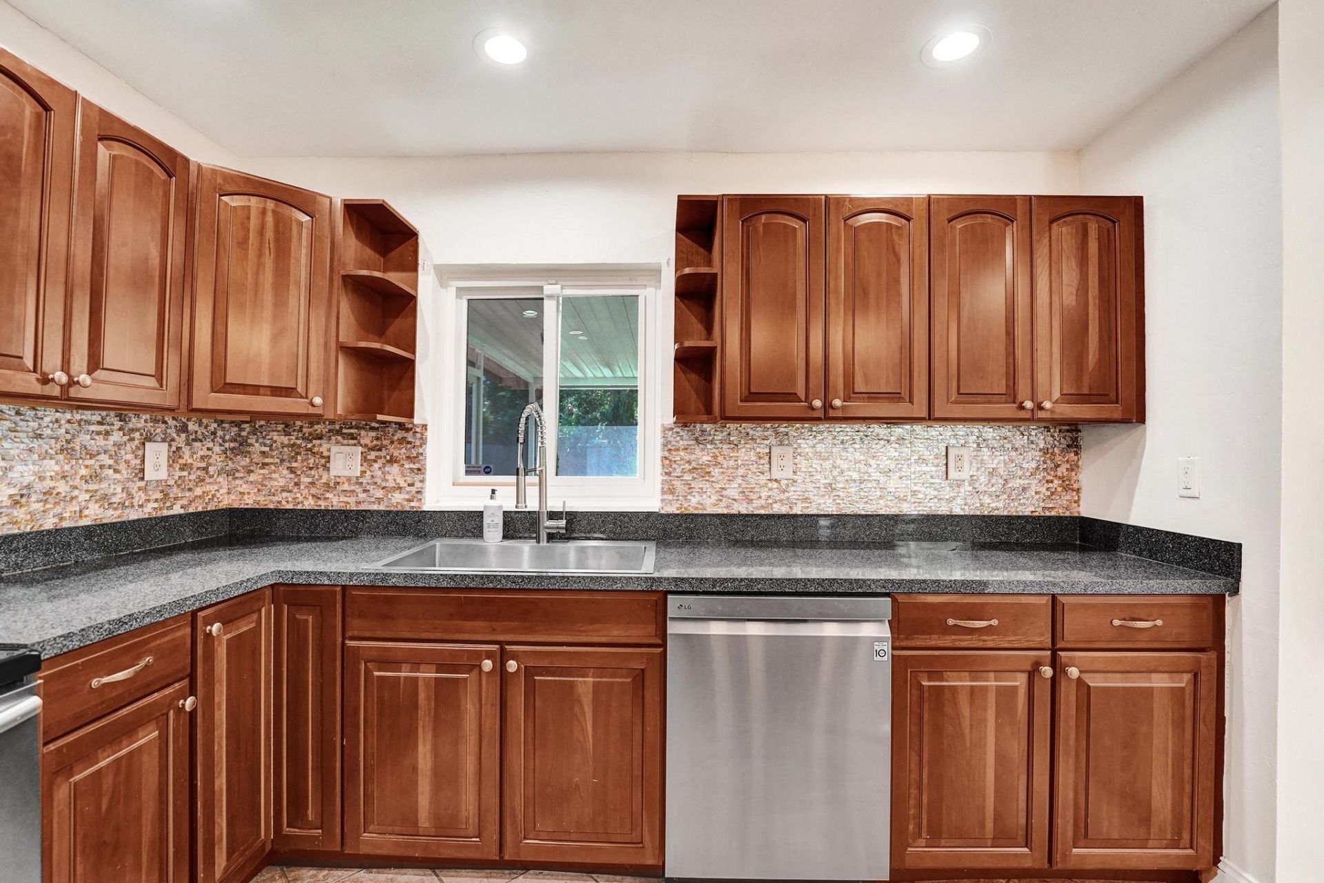 300 SW 19th Avenue, Fort Lauderdale, FL 33312 Photo